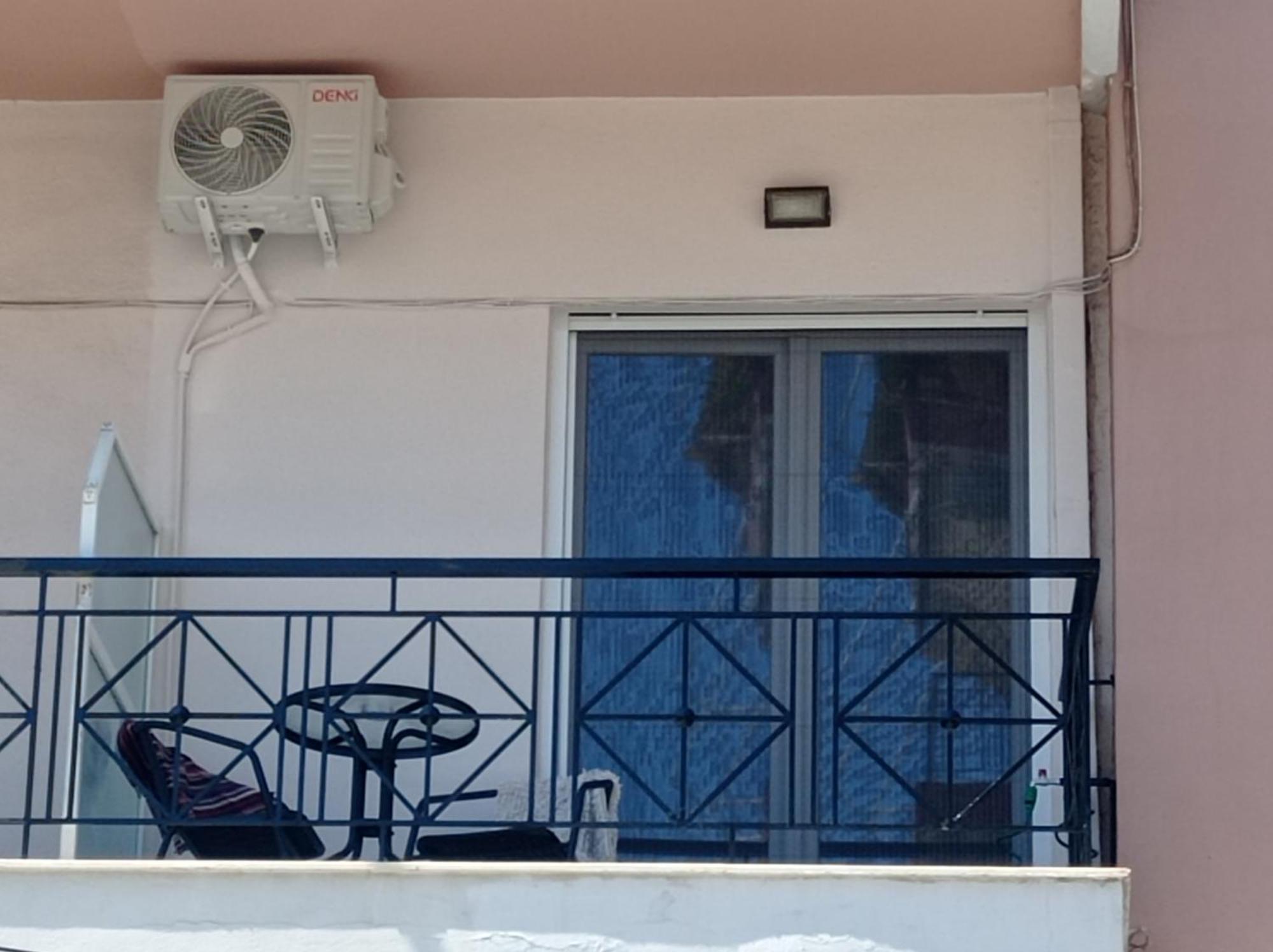 Angela'S Apartment Chalkida Exterior photo